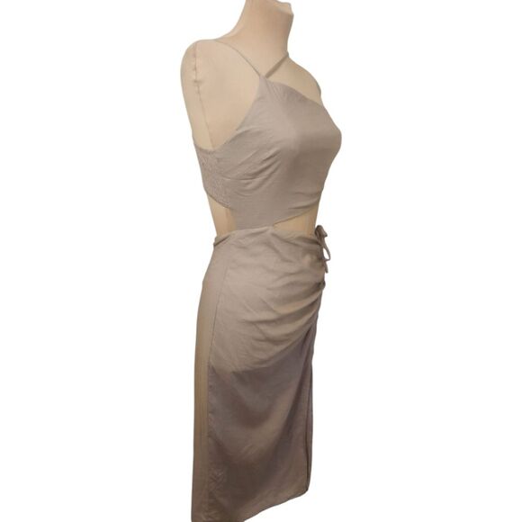 MABLE - NWT! "Annie" Khaki Cut Out Ruched Midi Dress - Small - Picture 5 of 12